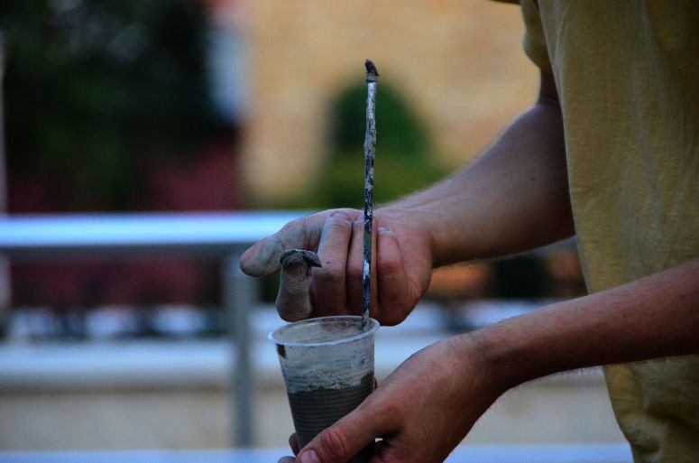 Пръстът, моята шпакла!